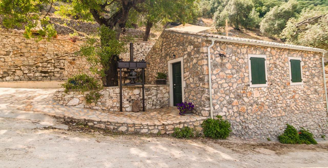 Pensjonat Castelli Olive Press Acharavi  Zewnętrze zdjęcie
