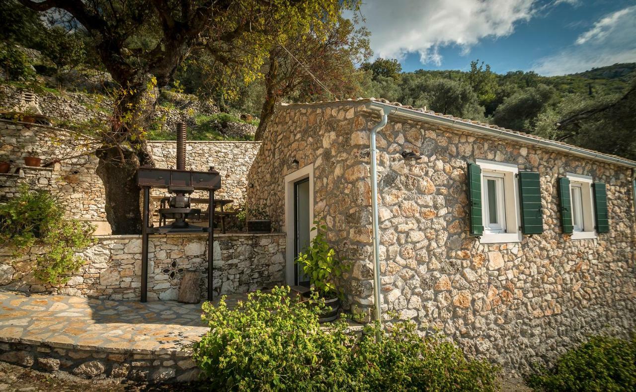 Pensjonat Castelli Olive Press Acharavi  Zewnętrze zdjęcie